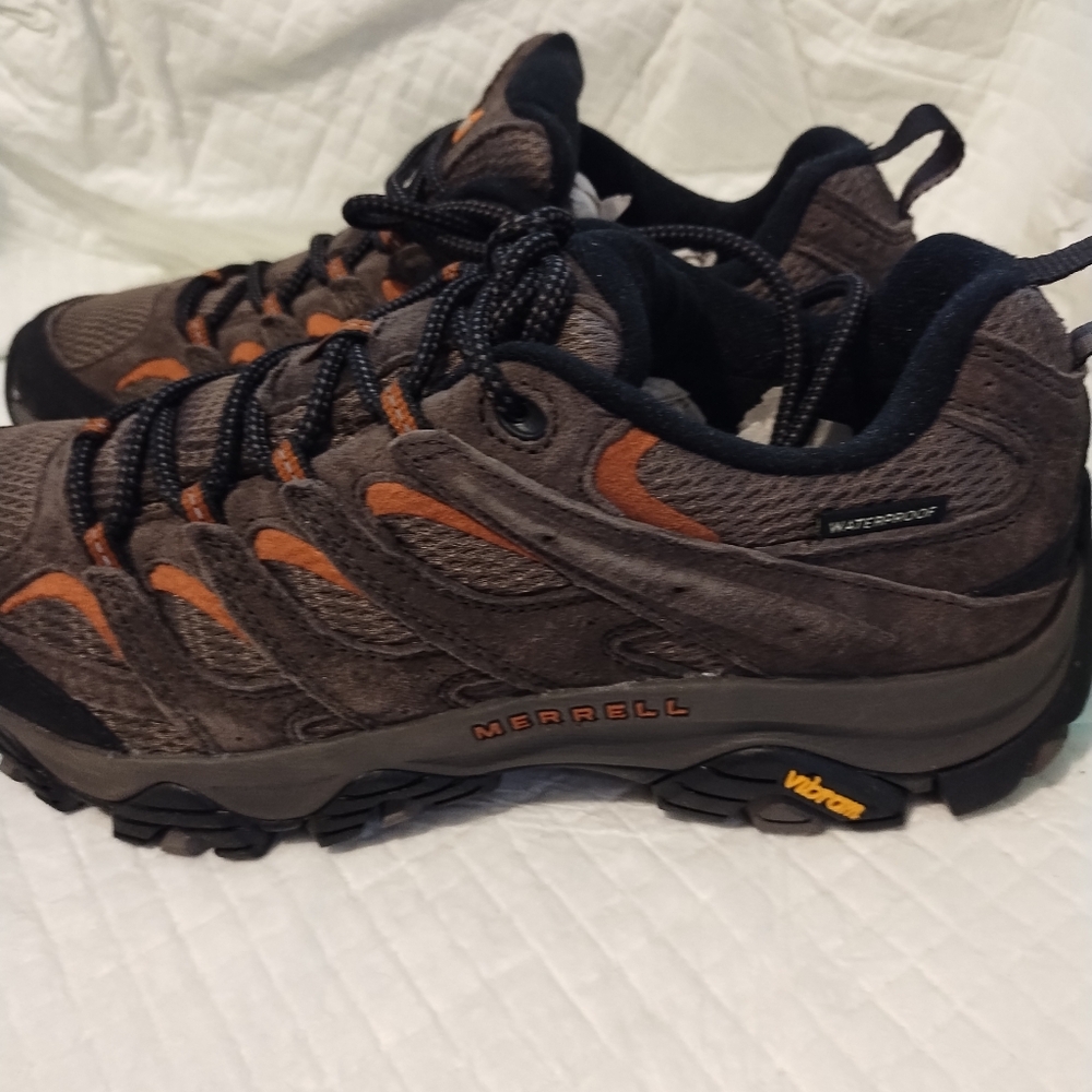 New Merrell hiking shoe